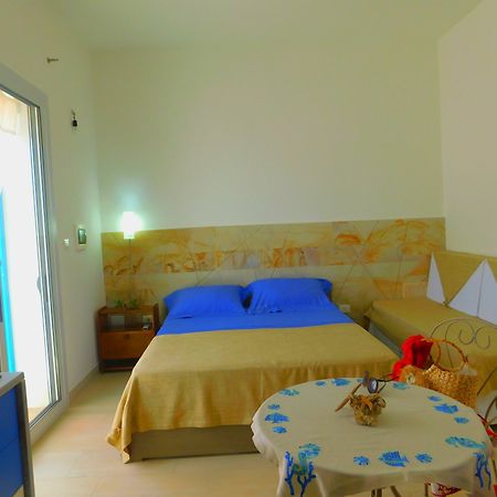 טורה סן ג'ובאני אוג'נטו La Maison Blue Salento מראה חיצוני תמונה